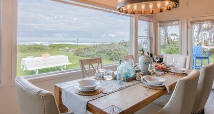 Relaxed Oceanfront Living, Direct Beach Access, Dog-Friendly, Balconies, Fireplace, Yard, Ping Pong