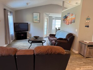 TV connectée, jeux vidéo, livres, imprimantes