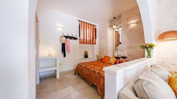 7 Schlafzimmer, Bügeleisen/Bügelbrett, WLAN