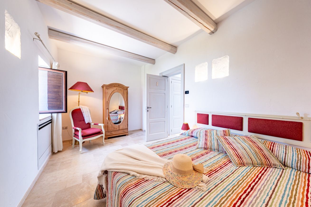 7 camere, ferro/asse da stiro, Wi-Fi