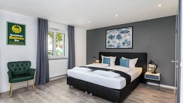 Standard-Doppelzimmer | Kostenlose Minibar, Schreibtisch, laptopgeeigneter Arbeitsplatz