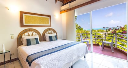 amazing villa / 5 min from the center beach.