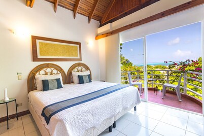 amazing villa / 5 min from the center beach.