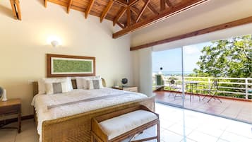 5 bedrooms, in-room safe, travel cot, free WiFi