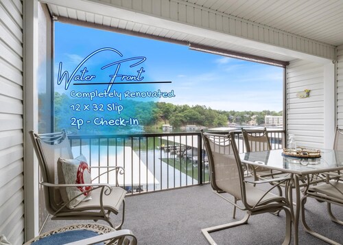 Waterfront Cozy Cove Retreat - LOTO Escape, Remodeled Comfort, Close to the Fun