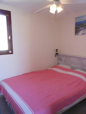 1 bedroom - APT 2 ROOMS MEZZANINE 28M2 + TERRASSE 10M2 REF 4038 (MARSEILLAN PLAGE)