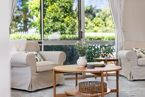 Familienhaus, 3 Schlafzimmer, Nichtraucher, Gartenblick | Wohnzimmer