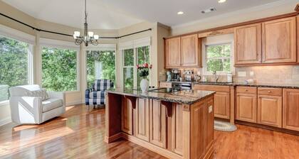 The Wolf's Den - Ultimate relaxation surrounded by nature