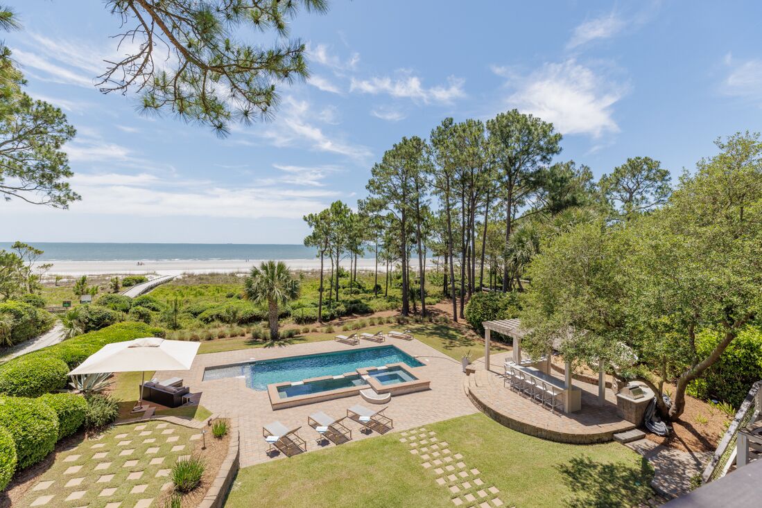 Luxury Home | Oceanfront | Grill