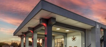 Surestay Studio By Best Western Victoria