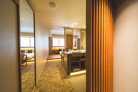KAYA Kyoto Nijo Castle, BW Signature Collection by Best Western - Image 97
