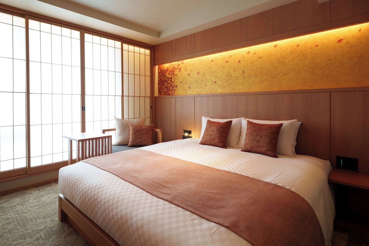 Chambre Supérieure, 1 trÚs grand lit, non-fumeur, baignoire