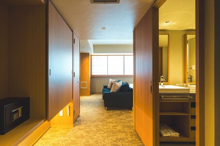 KAYA Kyoto Nijo Castle, BW Signature Collection by Best Western - Image 135