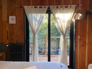 時尚三人房 | 獨特裝潢、熨斗/熨衣板、免費無線上網、床單