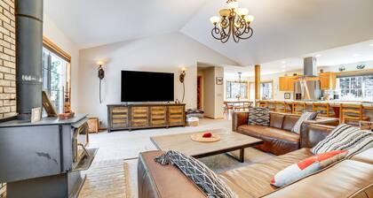 Calpine Mountain Retreat w/ High-Speed Internet