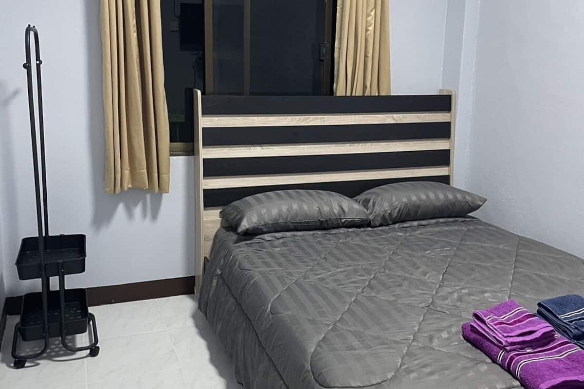 Basic Double Room