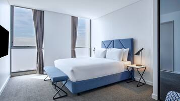 Suite, 3 habitaciones, balcón | 1 habitación y ropa de cama de alta calidad