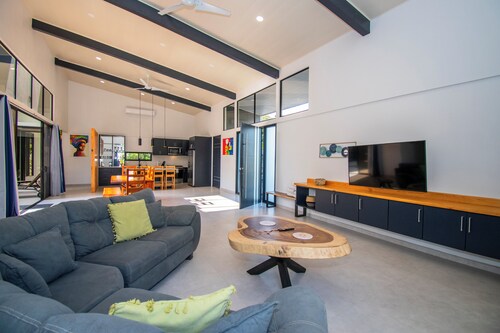 Modern VILLA PEREZOSA - walk to the beach & the National Park! 