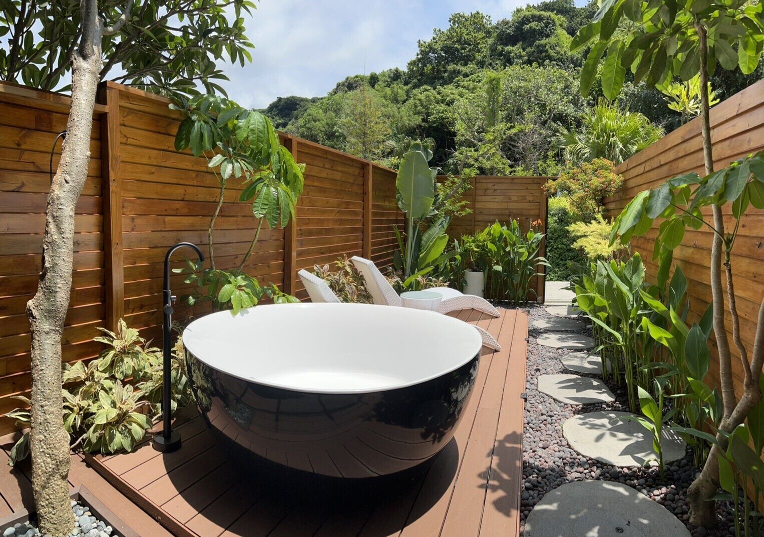 102 Garden Bath Villa Sea View Quadruple Room | Premium bedding, down duvets, Tempur-Pedic beds, free minibar