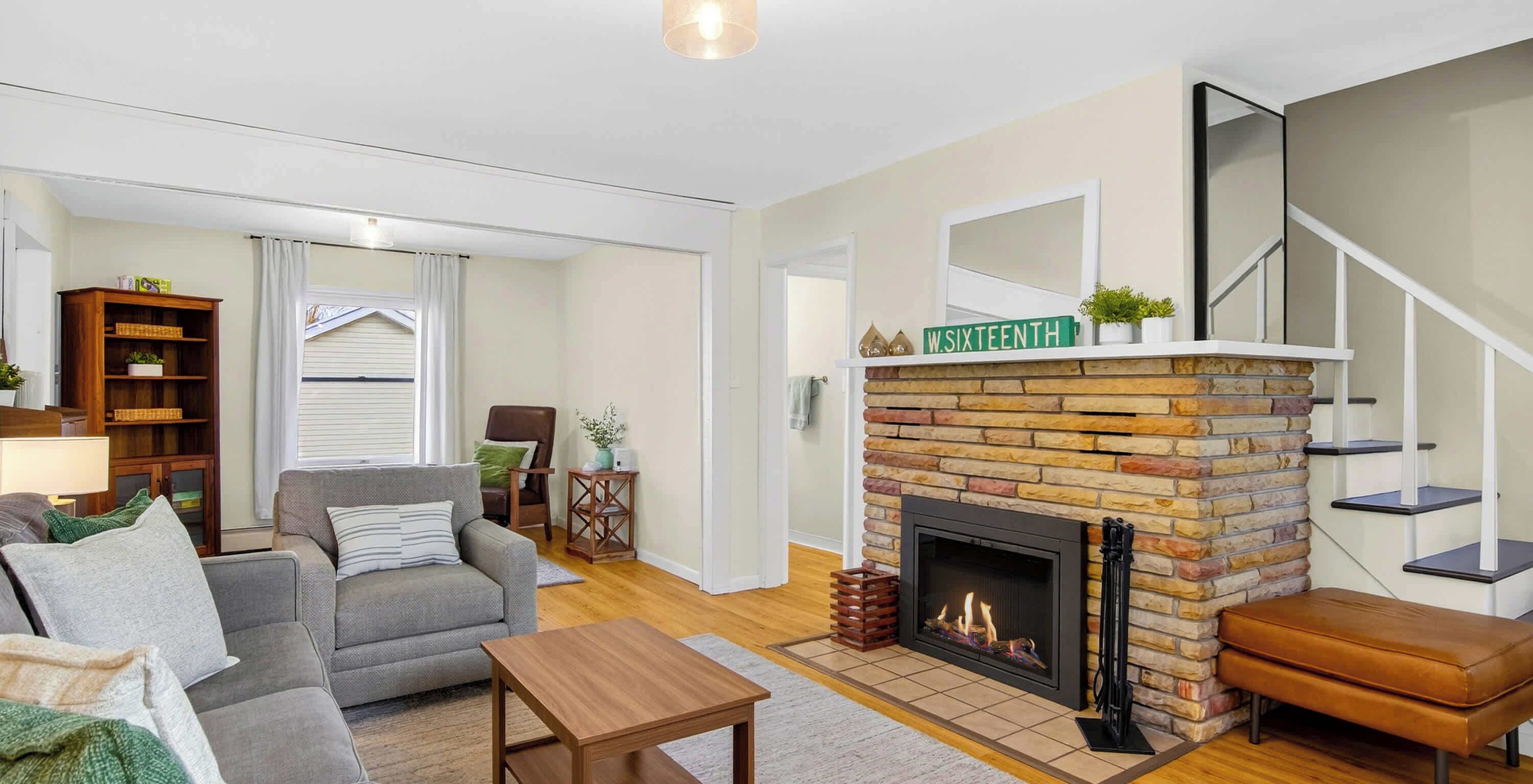 Fernseher, Kamin, Arbeitsbereiche