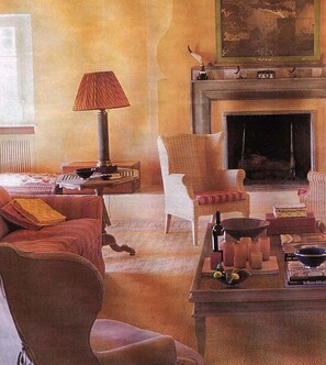 TV, fireplace, DVD player, stereo