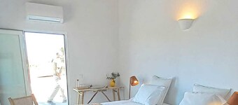 Pleno Alentejo Rodeado de Vinhas e Junto as Cidades de Borba, Vila Viçosa e Estr