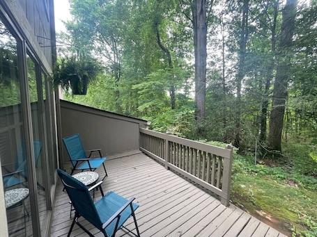 Terrace/patio. Luxury 3BR Townhome - Sleep 6