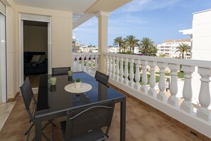 Outdoor dining - Aquamarina, 2 bedrooms, by Bookindenia (DENIA)