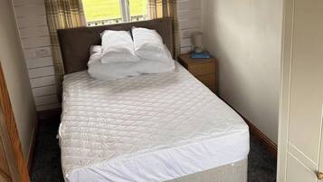 1 bedroom, iron/ironing board