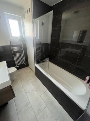 Badekar og håndklær