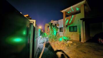 Enceinte de lâhĂ©bergement