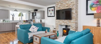 Cottage - Sleeps 3, hot tub & pet friendly