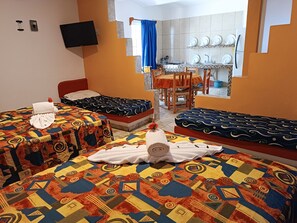 舒適四人房, 2 張標準雙人床, 簡易廚房 | 餐廳