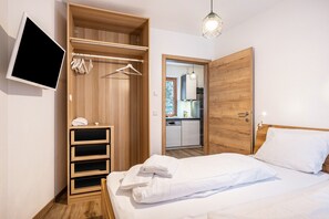 2 quartos, Wi-Fi de cortesia, roupa de cama