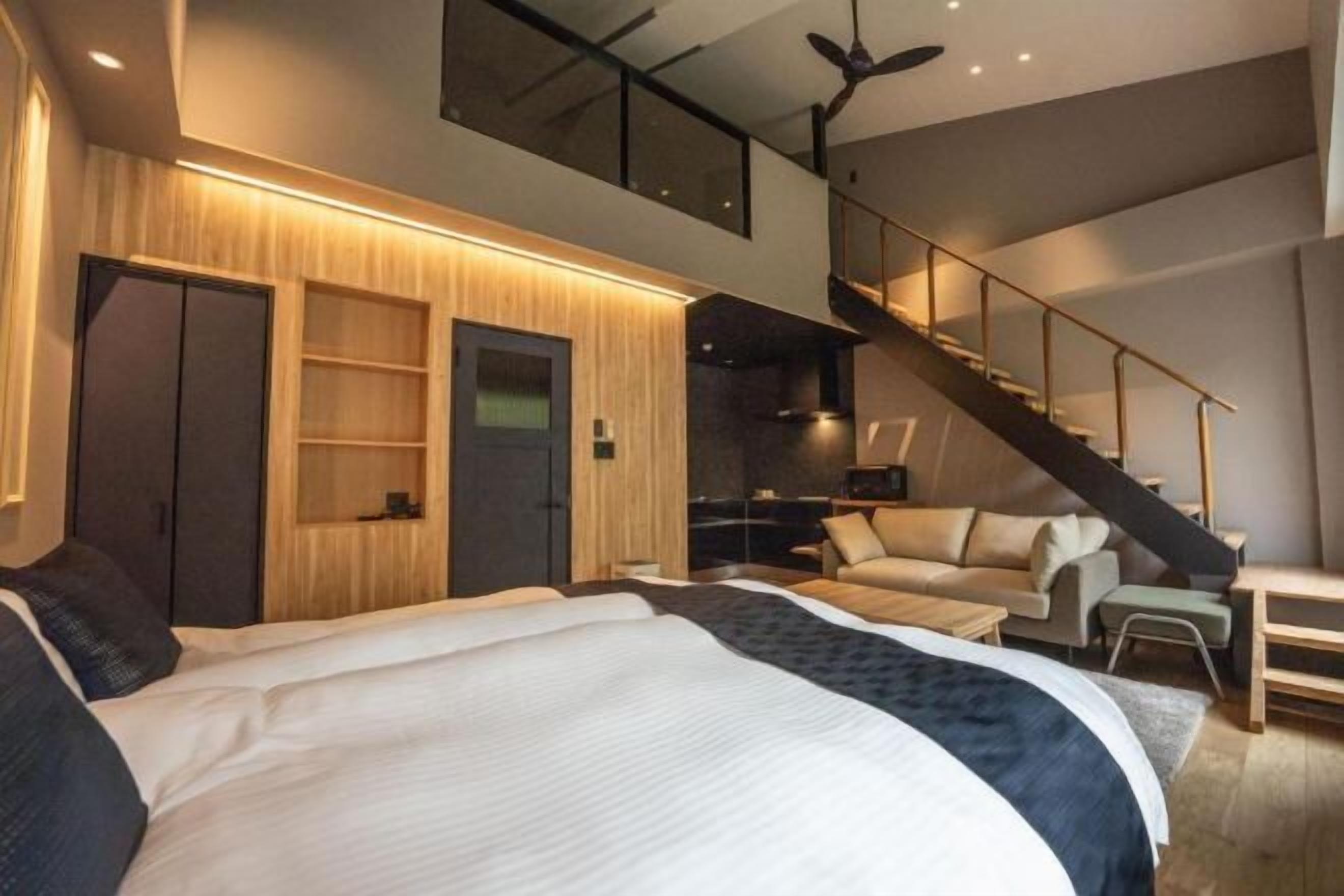 In-room safe, desk, iron/ironing board, free WiFi