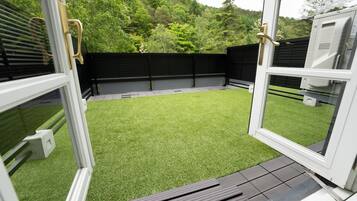 Chambre « Premier », non-fumeurs (111-112, Loft King) | Terrasse/Patio