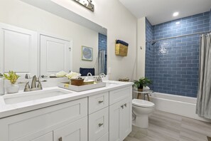 Soap, toilet paper - Seaport Oasis (Wildwood)