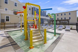 Exterior - Seaport Oasis (Wildwood)