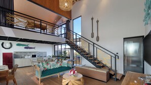 開放式客房, 2 張加大雙人床, 非吸煙房 | 起居區 | 32-吋智慧型電視，提供數位頻道