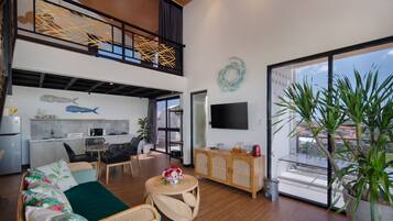 Studio, 2 giường cỡ queen, không hút thuốc, quang cảnh núi | Minibar với thức uống miễn phí, két bảo mật tại phòng, bàn