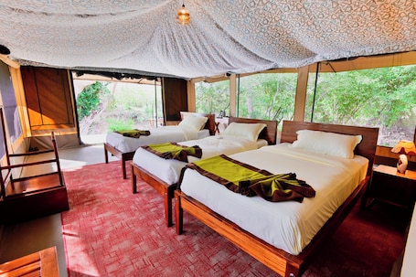 Ropa de cama de alta calidad y muebles diferentes