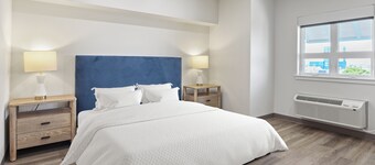 Seaport Suites