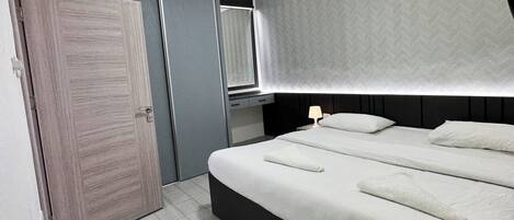 2 bedrooms