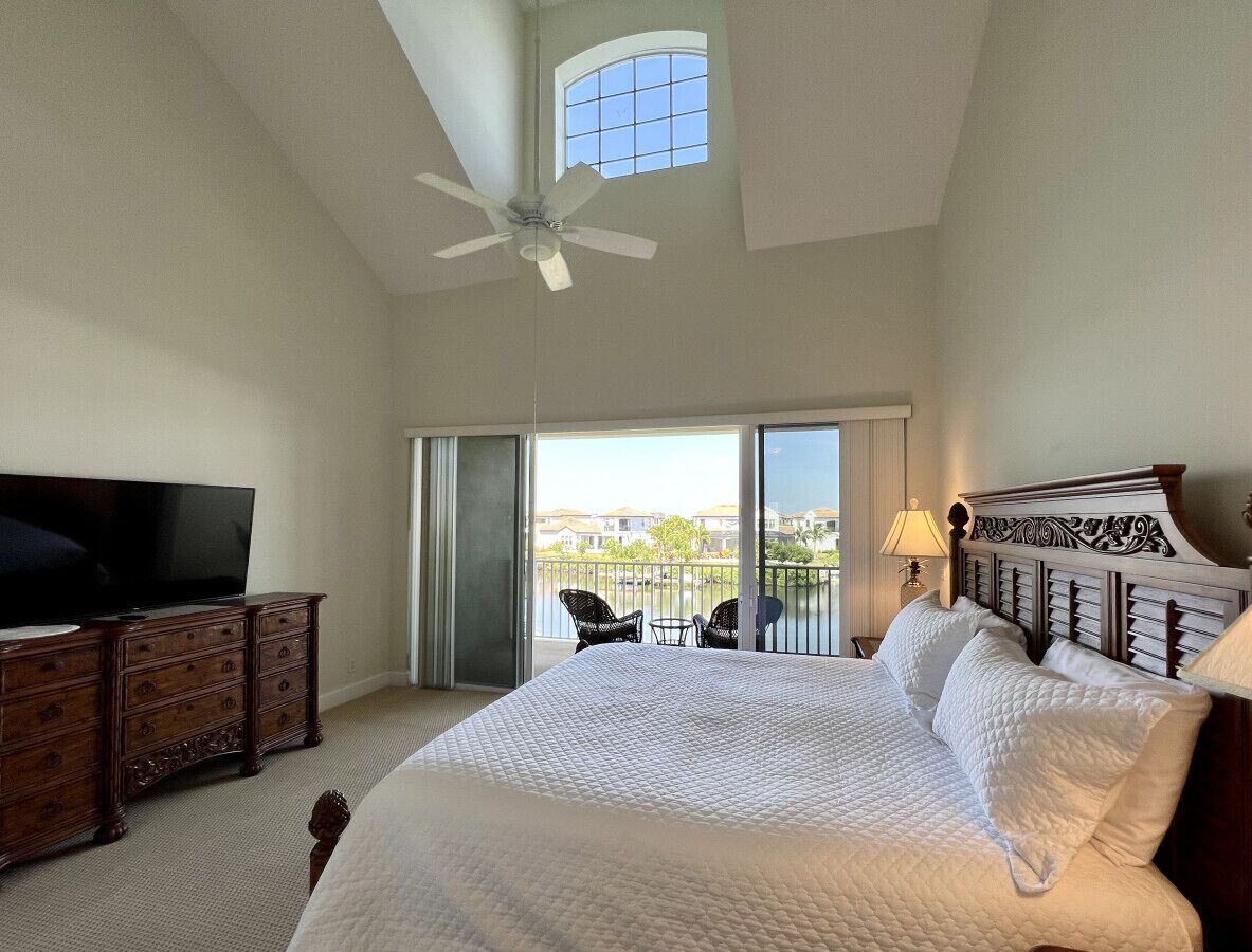 Iron/ironing board, travel crib, WiFi (free), bed sheets