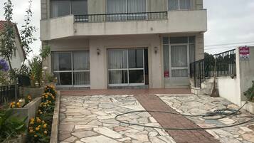 Sovsal - 2 sovrum - balkong | Exteriör