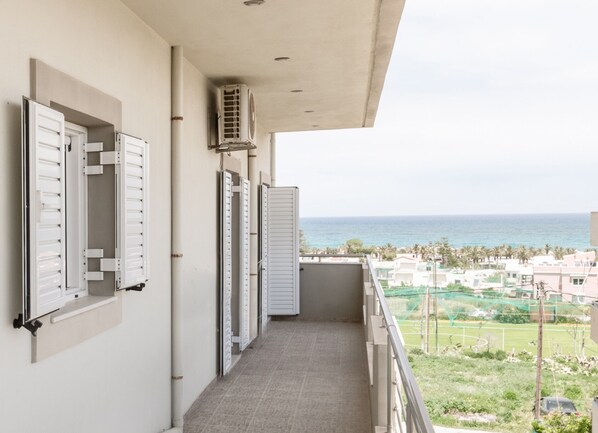 Beach/ocean view