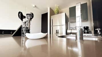 Apartment, 1 Bedroom, Accessible, Balcony | Interior