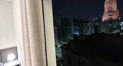 Privet Near Downtown Kh&sh