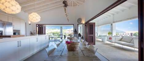 Villa, 6 Bedrooms, Accessible, Smoking | Dining