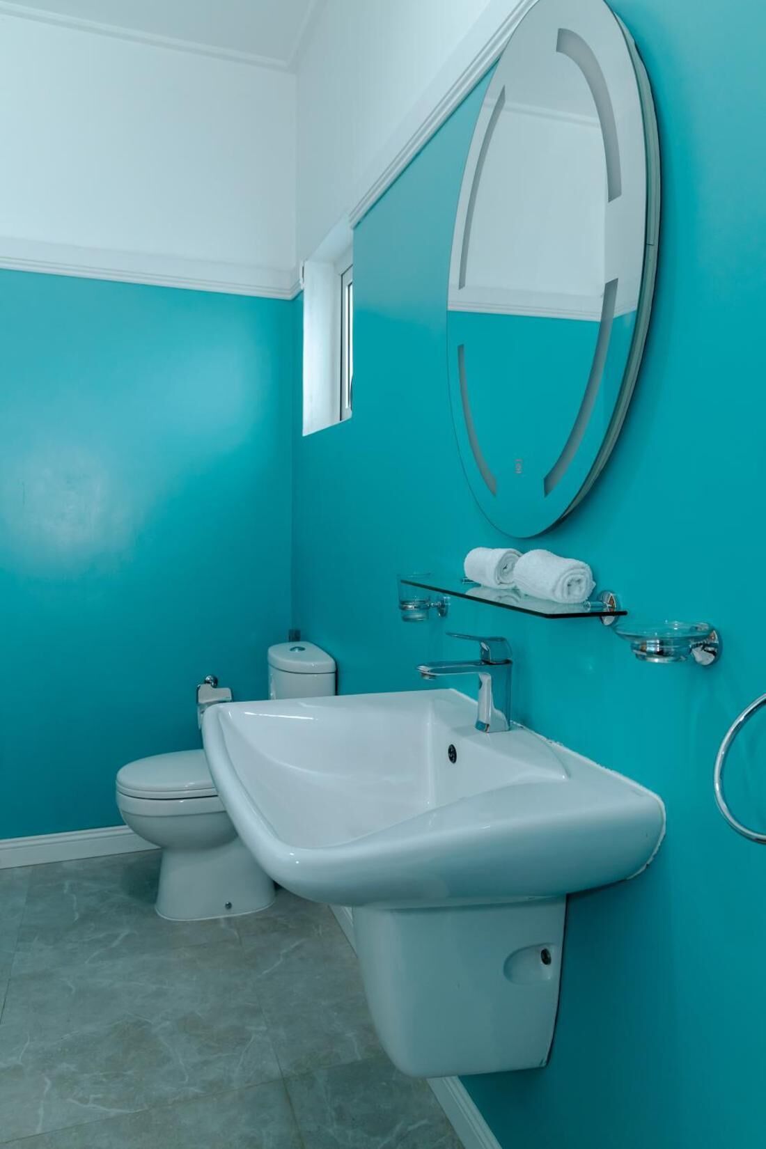 Appartement, 2 chambres, balcon | Salle de bain